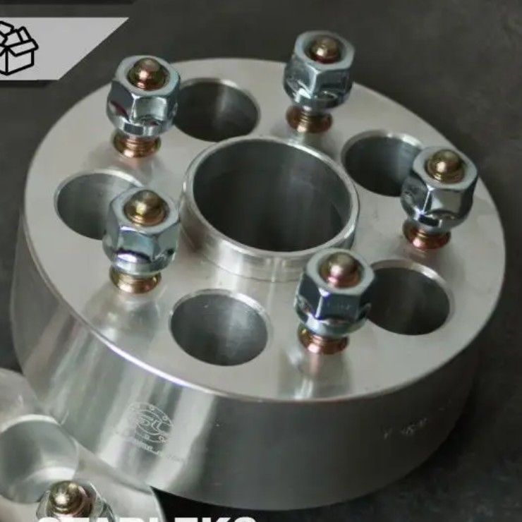 Проставка 40SP5114.3-64.1(STUD12x1.5) Step Silver STARLEKS