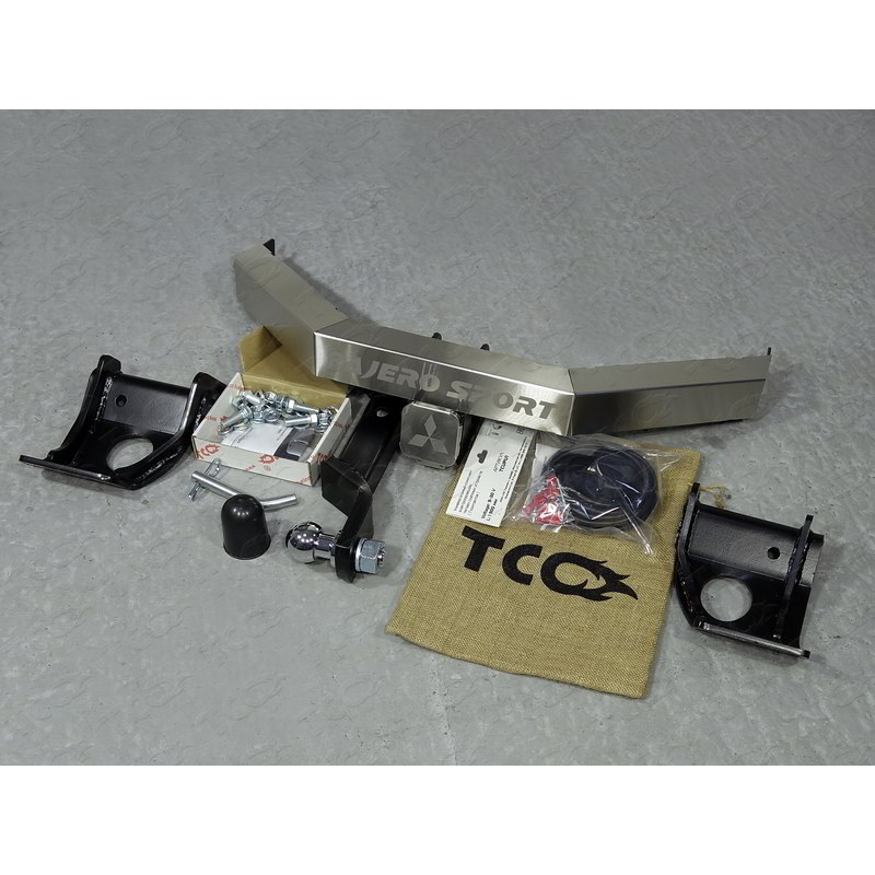 Фаркоп Mitsubishi Pajero Sport III 2015-2021 с надписью Pajero Sport TCC Арт. TCU00013N
