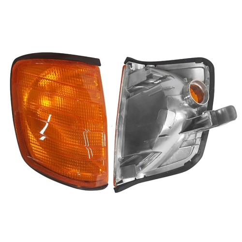 Габарит  Mercedes E (W124) 1984-1993 Седан, справа (R) Арт. M520914