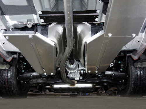 Защита топливного бака Mazda CX-9 (TC) 2015-2021 (комплект - 2 шт) Арт. ZKTCC00336