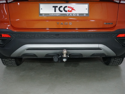 Фаркоп Volkswagen Taos 2020-2023 для а/м с 2021- TCC Арт. TCU00303