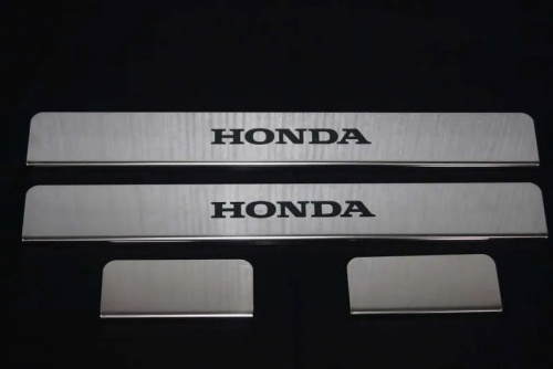 Накладки на пороги Honda CR-V III 2006-2009   Арт. 014.21.61