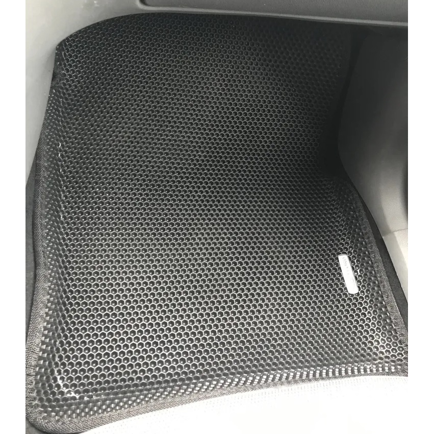 Коврики в салон Ford Focus  2004-2008 Хэтчбэк 3 дв., 3D EVA 05 НБ "сота", Черный, Арт. EVA3DFF2-05BK