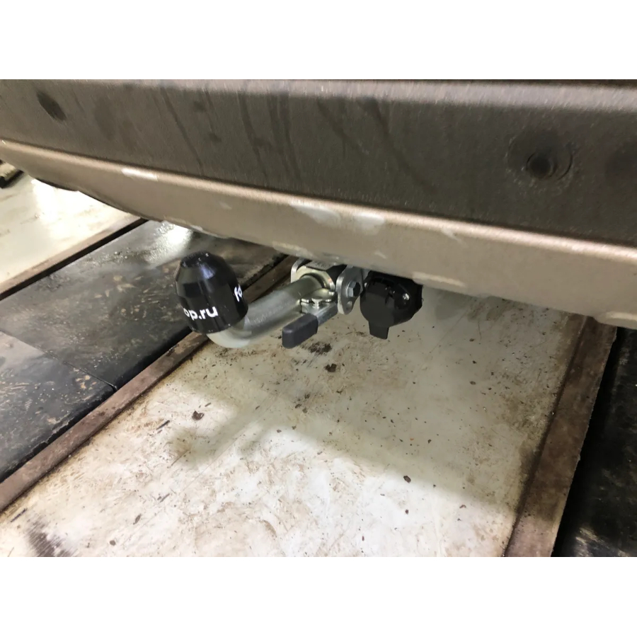 Фаркоп Volvo XC90 I 2002-2006 GALIA Арт. V057C