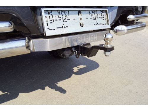 Фаркоп Mitsubishi L200 V 2015-2019 кроме 2.4 DID H.P.Instyle (с накладлпдкой с надписью Mitsubishi) TCC Арт. TCU00223