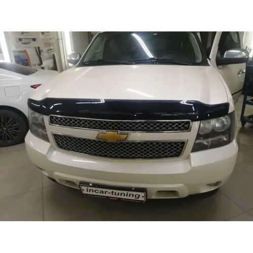 Дефлектор капота SIM для Chevrolet Suburban, арт.SCHTAH0712