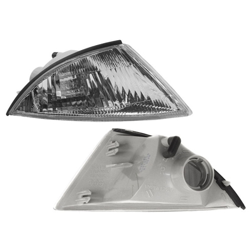 Габарит  Mitsubishi Carisma 1995-1999 Седан, справа (R) Арт. 185147012B