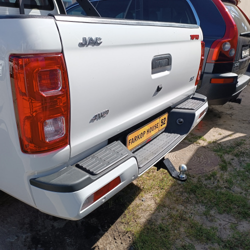 Фаркоп Toyota Hilux 2015-2020 БИЗОН Арт. FA0971E