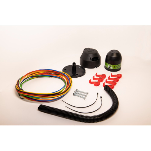 Электрика универсальная 7 pin, 1,5м Leader Plus Арт. KPL-005