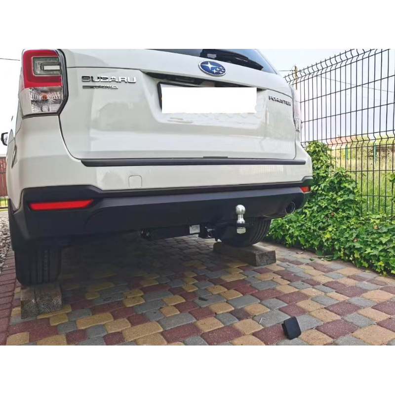Фаркоп Subaru Forester IV (SJ/S13) 2012-2016 E с антистуком БИЗОН Арт. FA0120EAK