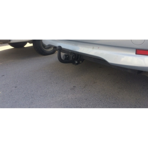 Фаркоп Toyota Previa 2006-2019 для OAЭ HALTY Арт. HT48A