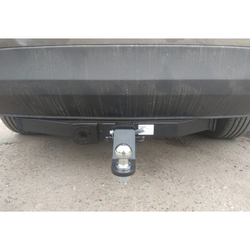 Фаркоп Hyundai Santa Fe (DM) 2012-2016 E с антистуком БИЗОН Арт. FA0724EAK