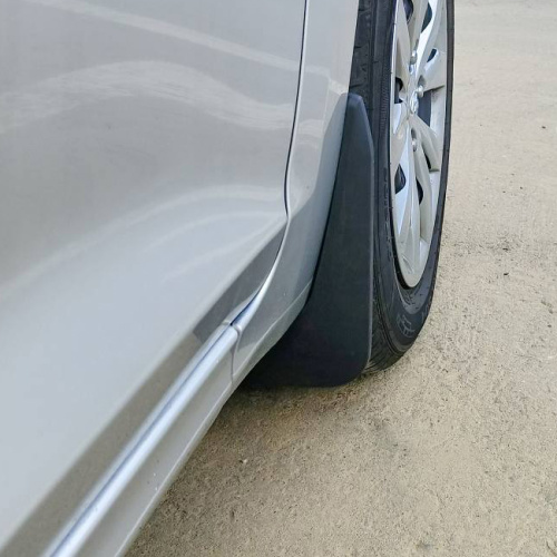 Брызговики Hyundai Solaris II 2017-2020, передние увеличенные, резина Арт. HSO1700020100