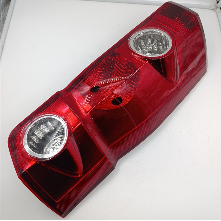 Фонарь задний  Volkswagen Crafter I 2006-2016, слева (L) Арт. M611549