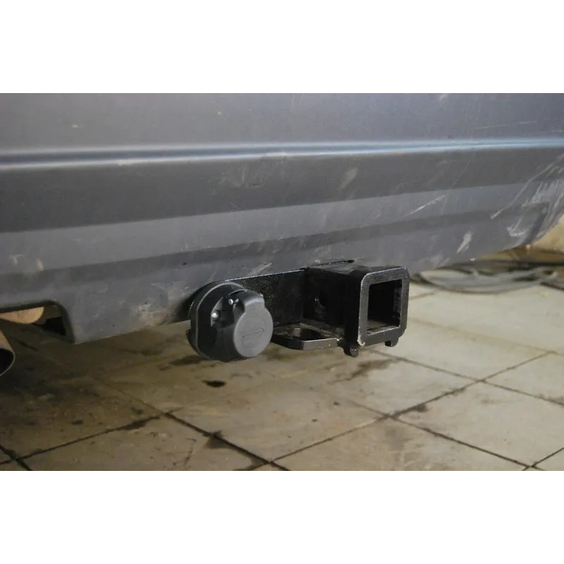 Фаркоп Volvo XC90 I 2002-2006 (E с антистуком) БИЗОН Арт. FA0471EAK