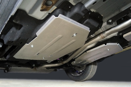 Защита топливного бака Geely Monjaro I 2022-2024 V-2.0; (комплект 2 шт.) Арт. ZKTCC00587