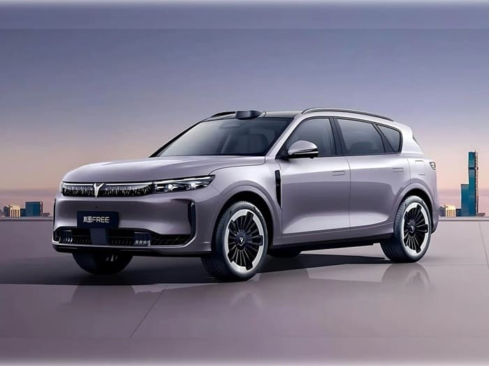 2025- рестайлинг 2